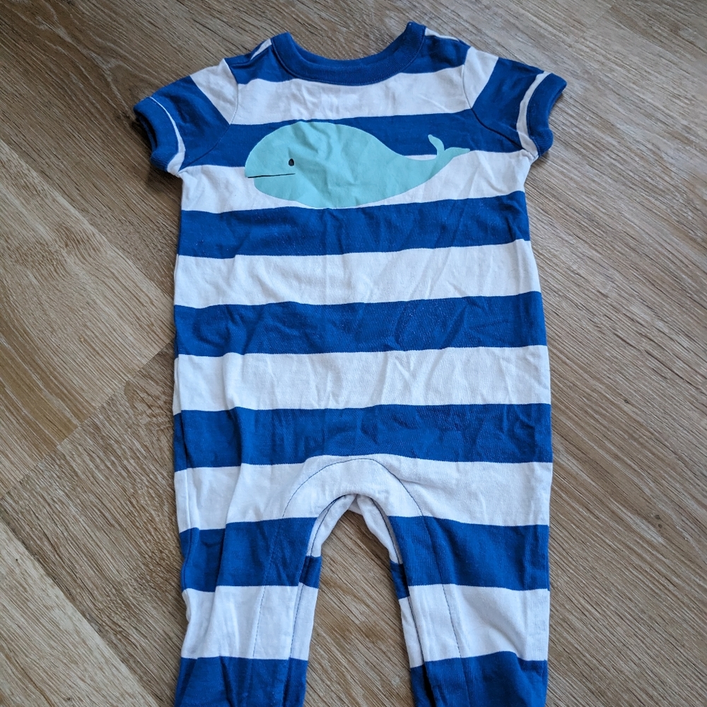 Hanna Andersson whale snap romper 3-6 months